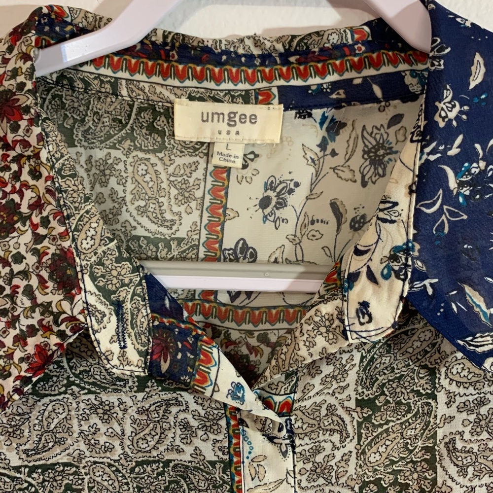 Button-up Tunic Top - Picture 3 of 3